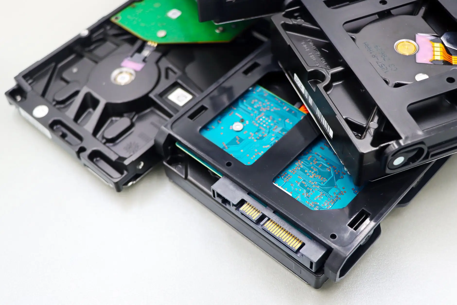 运城悦奥科技墙纸与壁布产品技术参数对比分析