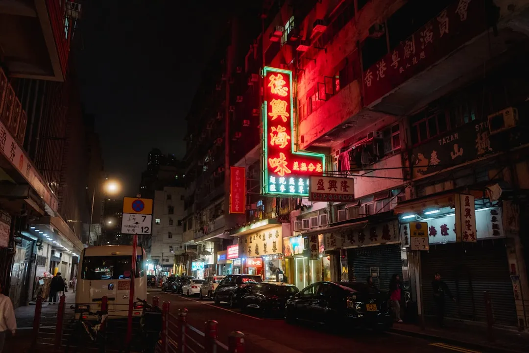 山西地区地毯铺设方案：从材质到保养的专业建议