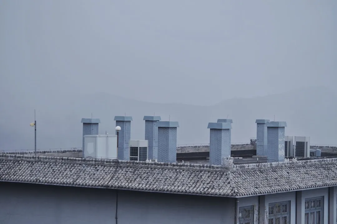 山西运城自粘地板施工方案设计与验收标准